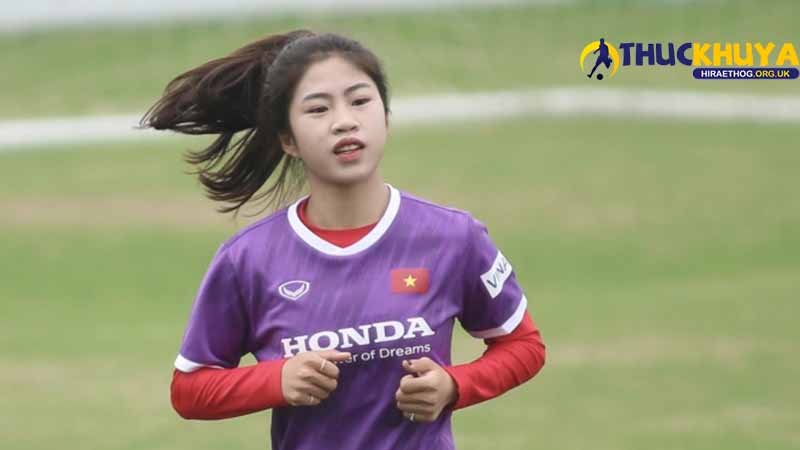 Thanh Nhã là ai